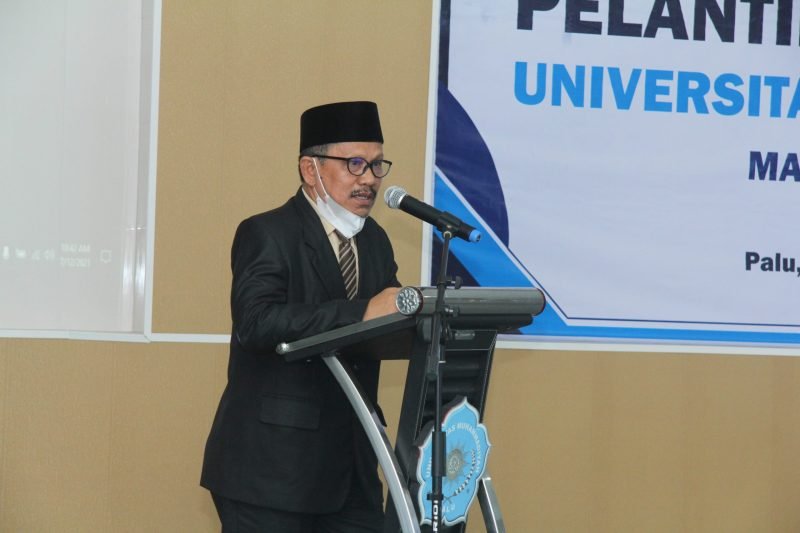 Rektor Unismuh Palu, Prof. Dr. H. Rajindra, SE.,MM selaku unsur Pimpinan Wilayah Muhammadiyah Sulawesi Tengah