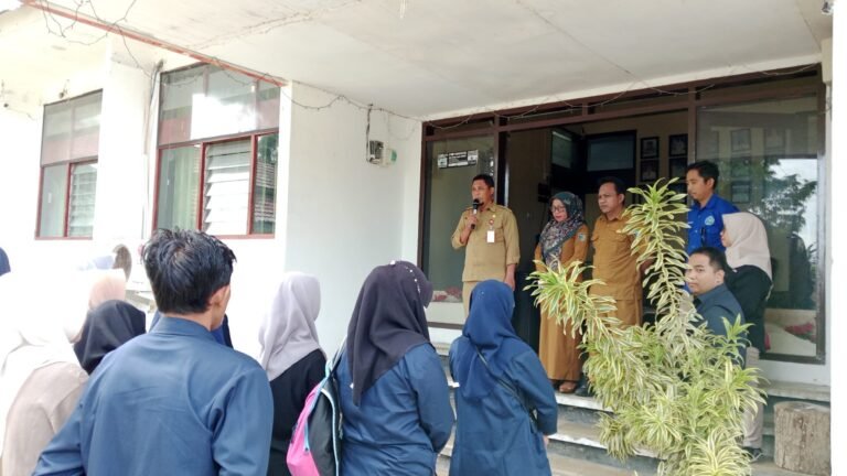 Pemerintah Kecamatan Banawa Sambut Peserta KKN Tematik Unismuh Palu