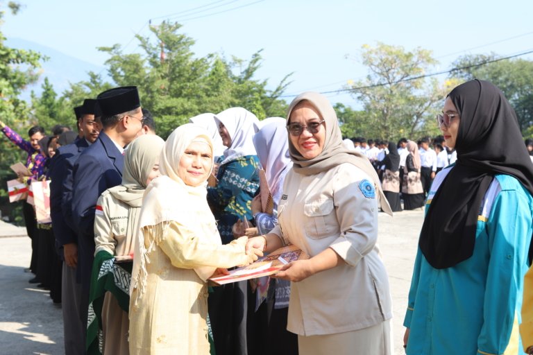 Pimpinan Unismuh Palu Ajak Sivitas Akademika Isi Kemerdekaan dengan Inovasi Berdampak